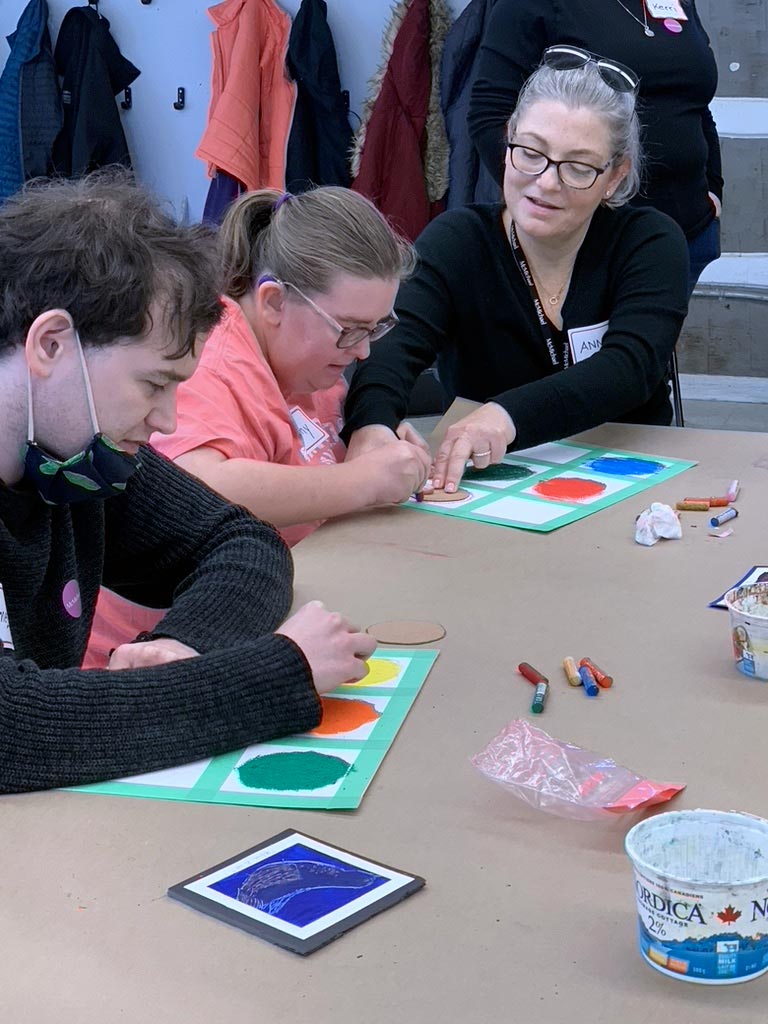 LWA-SS-01 people attending art class